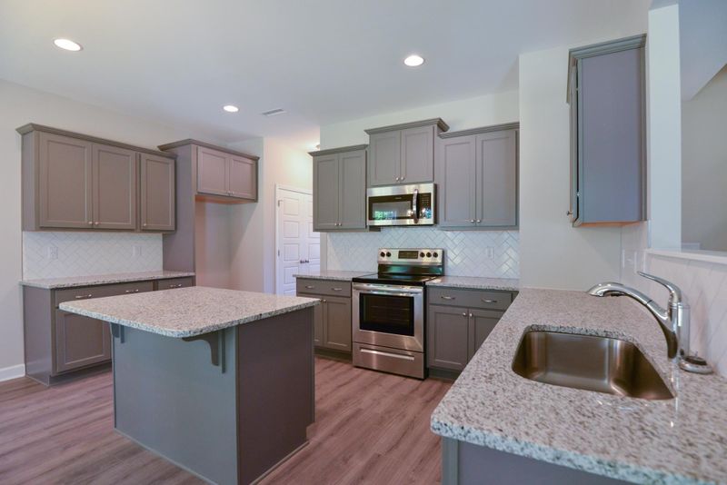 268 Berg St, Smithfield, NC 27577