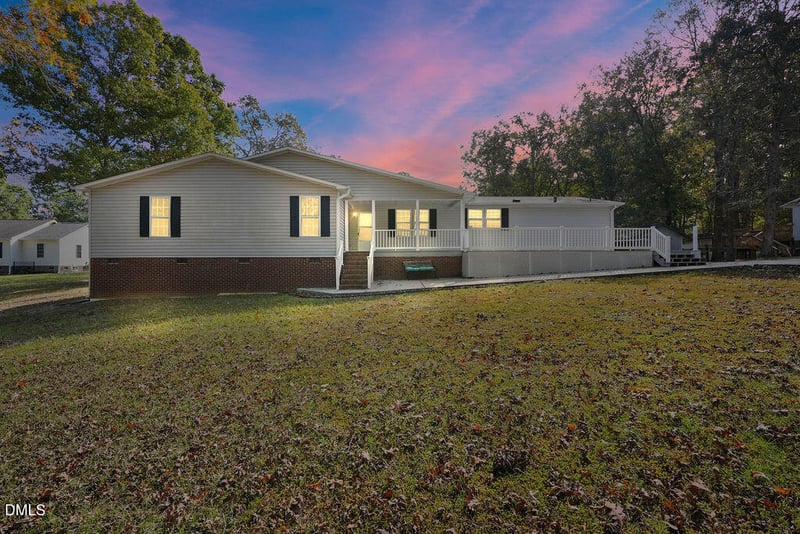 268 Thames Ave, Lillington, NC 27546