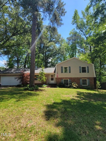 268 Waxhaw Dr, Fayetteville, NC 28314