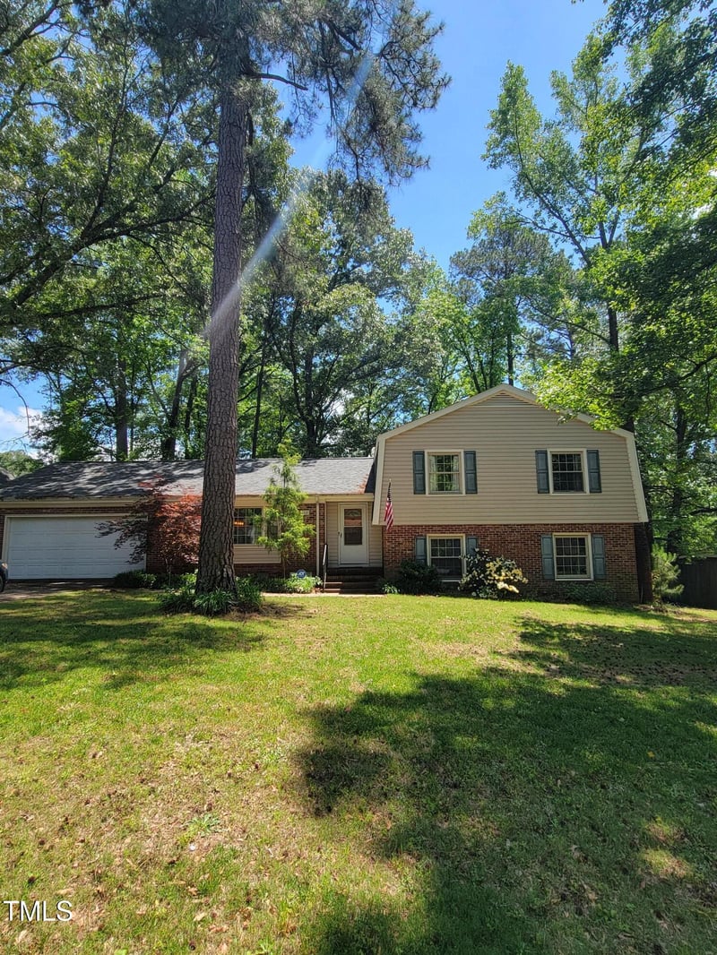 268 Waxhaw Dr, Fayetteville, NC 28314