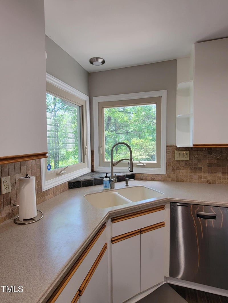 268 Waxhaw Dr, Fayetteville, NC 28314