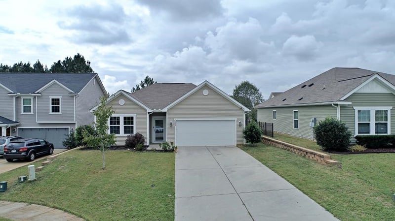 268 Yadkin St, Clayton, NC 27520