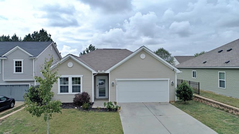 268 Yadkin St, Clayton, NC 27520