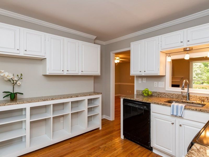 2684 Broad Oaks Pl, Raleigh, NC 27603