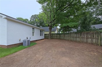 2685 Rivercliff Rd, Fayetteville, NC 28301