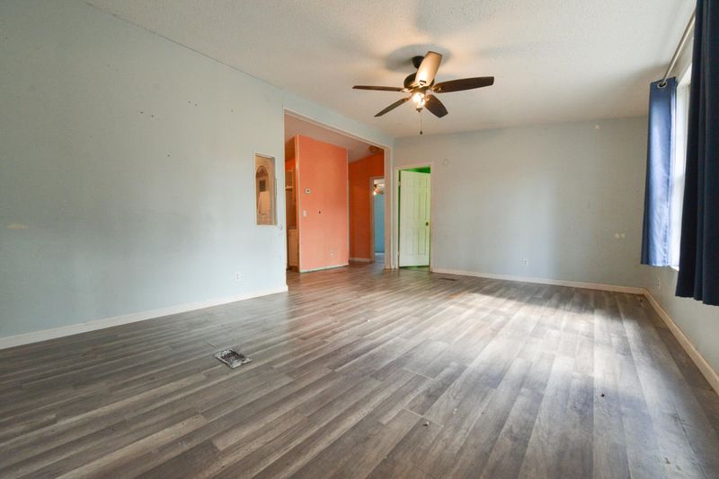 2687 W Micro Rd, Selma, NC 27576