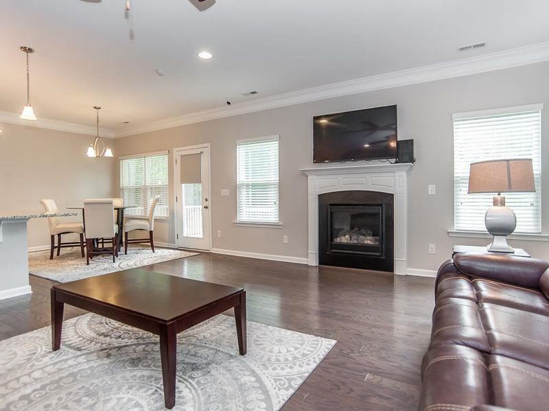 2689 Valley Dr, Clayton, NC 27520