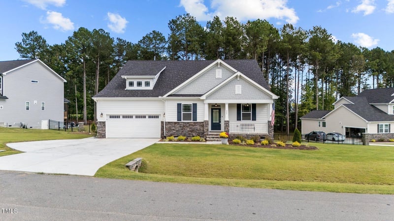 269 Bonaventure Dr, Clayton, NC 27527