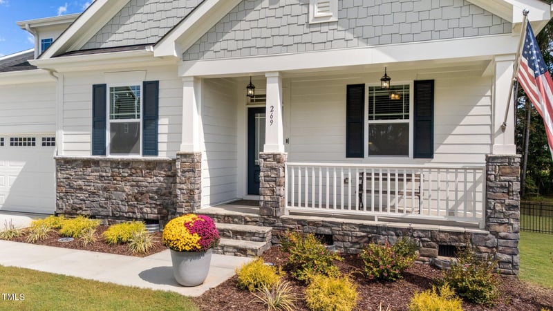 269 Bonaventure Dr, Clayton, NC 27527