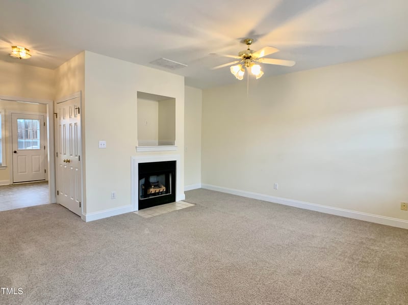 269 Dairy Rd, Clayton, NC 27520