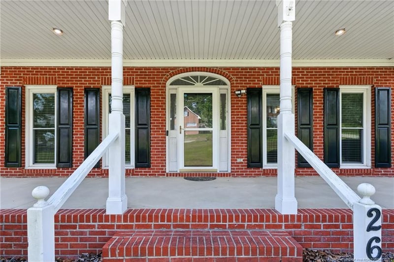 269 Shawcroft Rd, Fayetteville, NC 28311