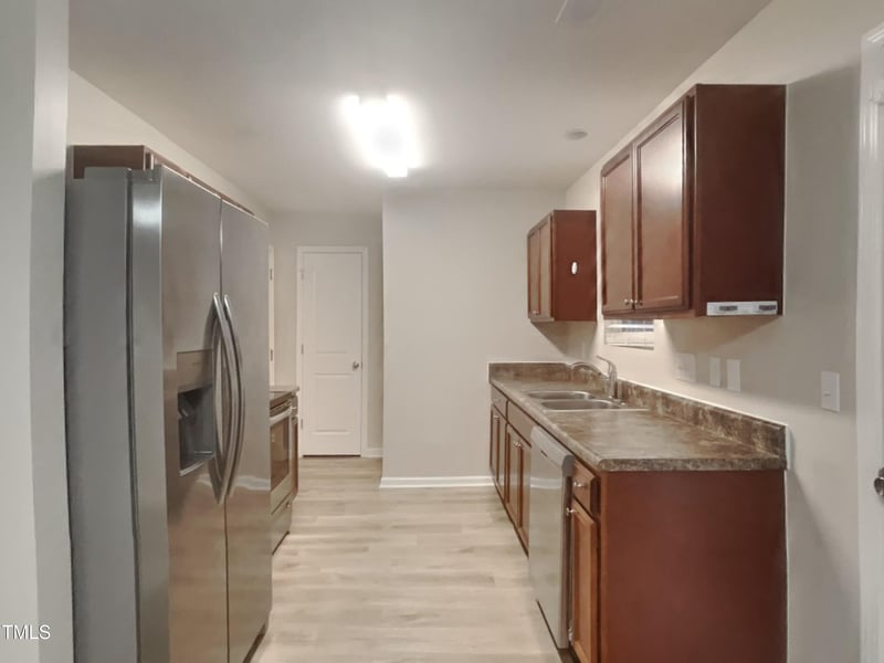 27 Anna Maria Ct, Lillington, NC 27546