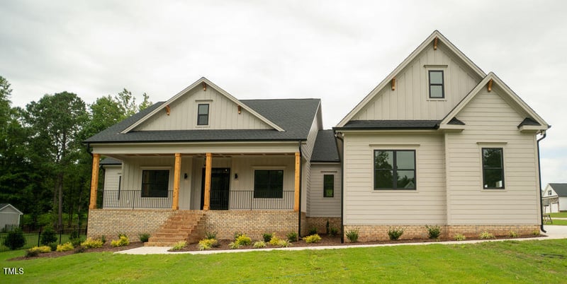 27 Batten Hill Ln, Selma, NC 27576