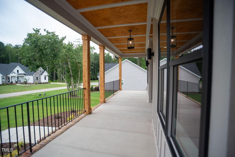 27 Batten Hill Ln, Selma, NC 27576