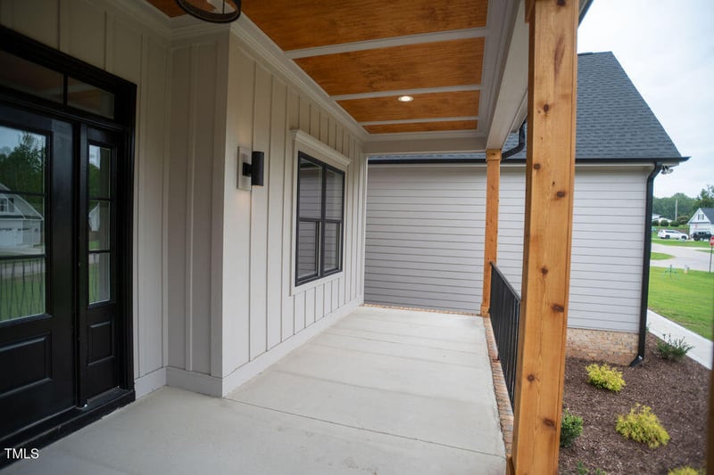27 Batten Hill Ln, Selma, NC 27576