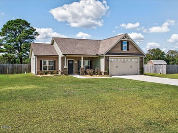 27 Blackwater Ct, Princeton, NC 27569
