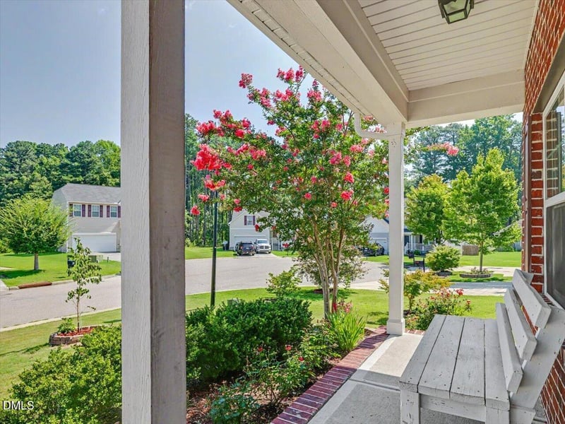 27 Blakeford Dr, Wendell, NC 27591