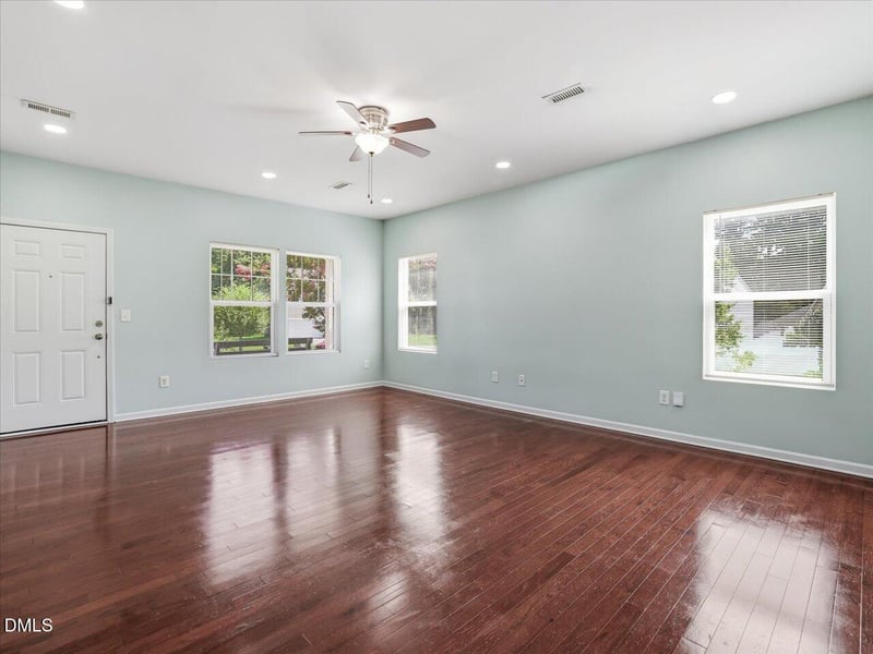 27 Blakeford Dr, Wendell, NC 27591