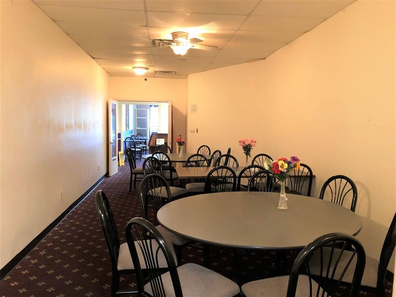 27 S Broad St, Angier, NC 27501