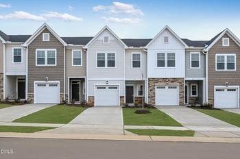 27 Broward Ln, Lillington, NC 27546