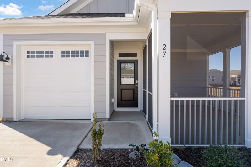 27 Carteret Ct, Clayton, NC 27527