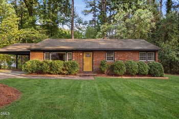 27 Circle Dr, Chapel Hill, NC 27516