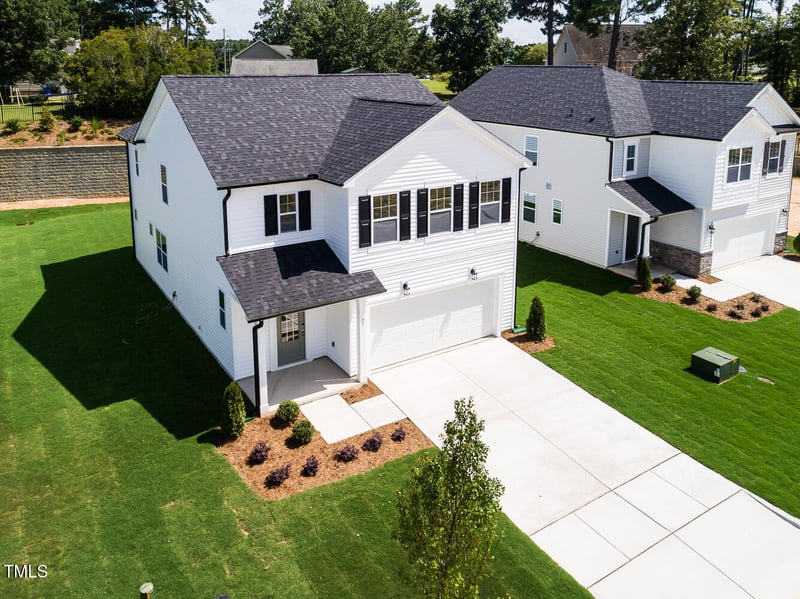 27 Cypress Moss Ct, Lillington, NC 27546