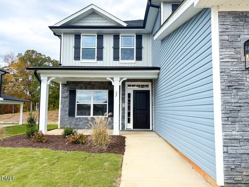 27 Decatur Dr, Fuquay Varina, NC 27526