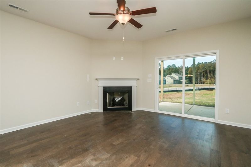 27 Highmeadow Ln, Clayton, NC 27520