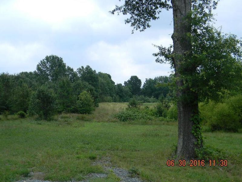 27 Lakeside Ave, Burlington, NC 27217
