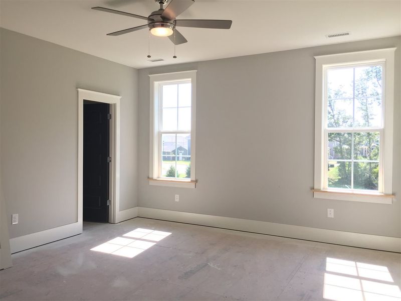 27 Landover Cir, Chapel Hill, NC 27516