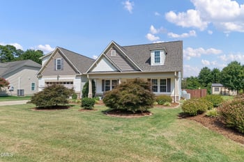 27 Langdon Pointe Dr, Garner, NC 27529