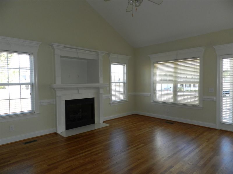 27 Moonlight Dr, Garner, NC 27529