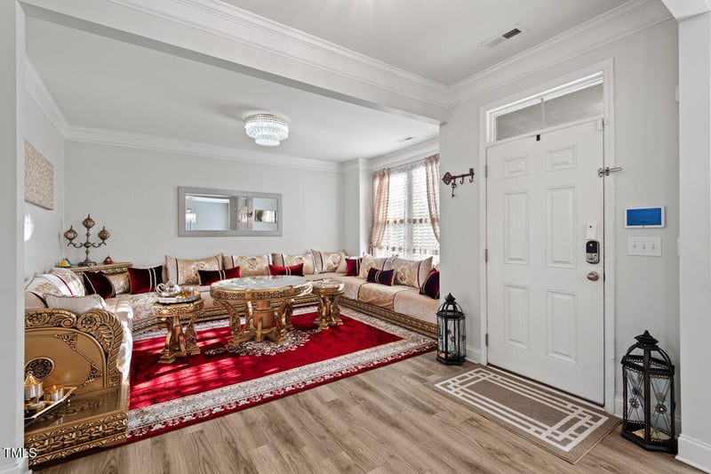 27 Needham Ln, Clayton, NC 27527