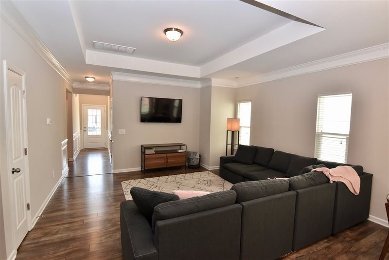 27 Pathway Dr, Clayton, NC 27527