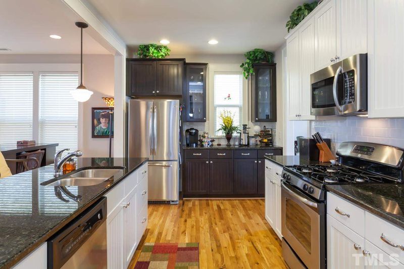 27 Pokeberry Bend, Chapel Hill, NC 27516