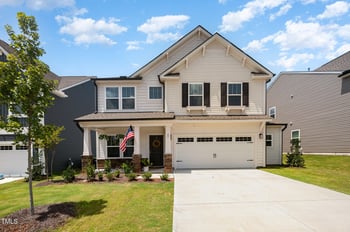 27 Silver Moon Ln, Clayton, NC 27527
