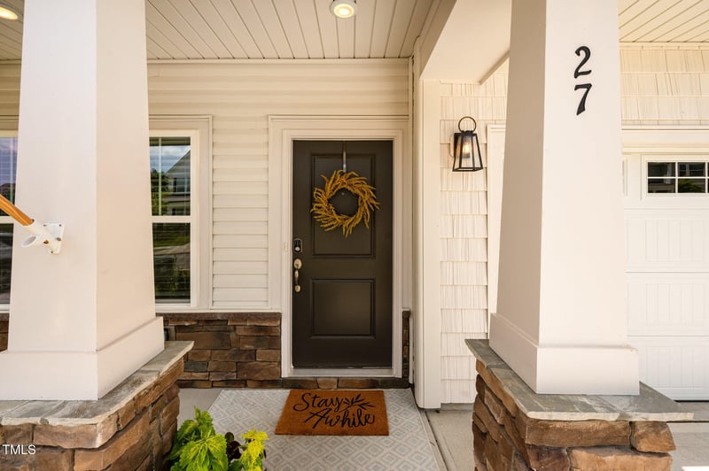 27 Silver Moon Ln, Clayton, NC 27527