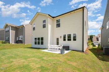 27 Silver Moon Ln, Clayton, NC 27527