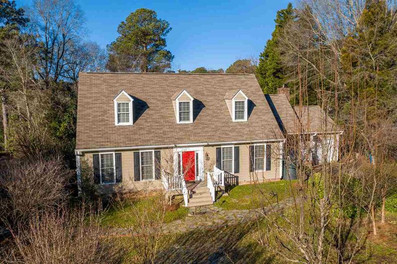 27 Southampton Pl, Durham, NC 27705