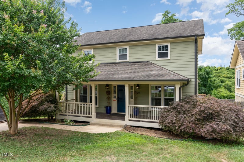 27 Summit Ave, Raleigh, NC 27603