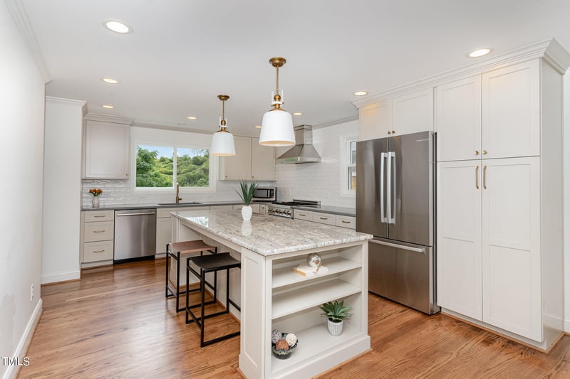 27 Summit Ave, Raleigh, NC 27603