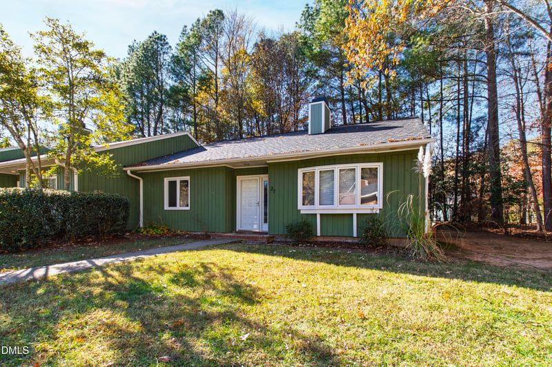 27 Sunflower Ct, Durham, NC 27713