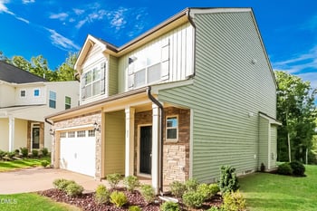 27 Thimbleberry Cir, Clayton, NC 27527