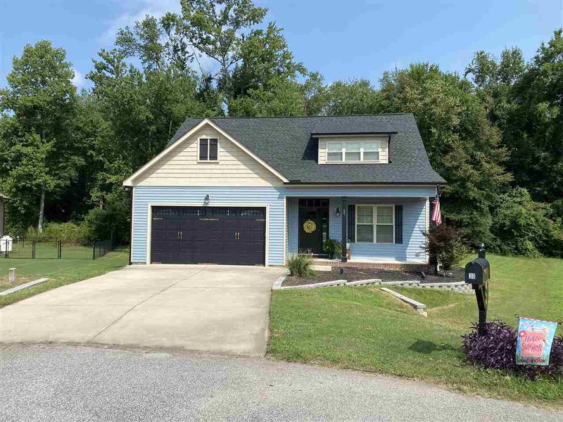 27 Windchime Ct, Clayton, NC 27527