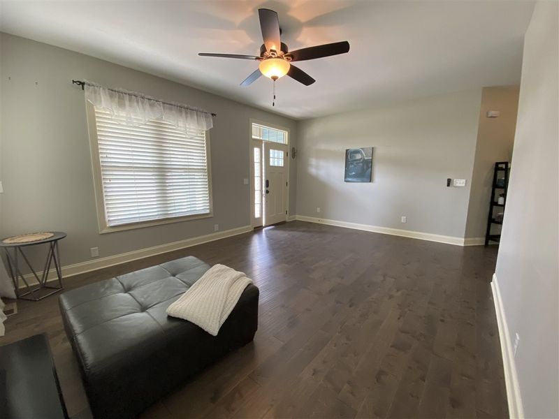 27 Windchime Ct, Clayton, NC 27527