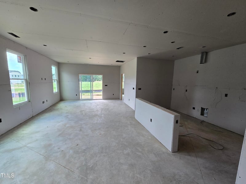 27 Windflower Ct, Clayton, NC 27520