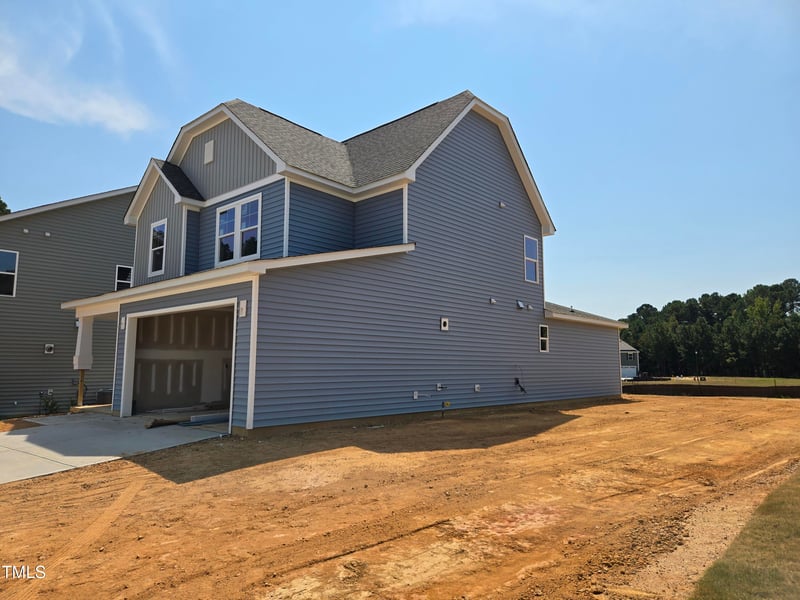 27 Windflower Ct, Clayton, NC 27520