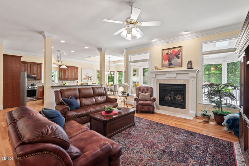 27 Woodgate Ct, Durham, NC 27713