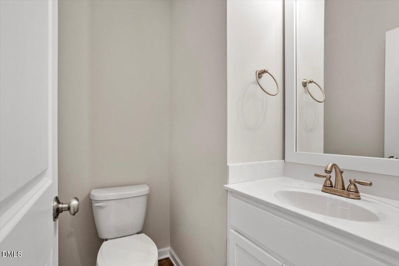 270 Alcock Ln, Youngsville, NC 27596